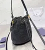 2024 KVINNA STRAW PAGS BUCHET BAG NYLON SKULDVÄSKA HOBOS Kedja Handväskor Designer Crossbody Lady Small Totes