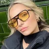 Lunettes de soleil Vintage Square Femme rétro Miroir Miroir Sun Verres Femme Femme Black Yellow Fashion Candy Colours Feminino