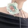 Coullier de fleur en tissu élégant élégant pendentif à la mode ornement unique