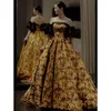 Sukienki pasa startowe vintage żółtą celebrytę sukienkę Jacquard Satynowa satynowa luksusowa luksusowa bez ramiączka kobieta-linia na ramię w przyjęciu imprezy balowej suknie balowe