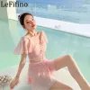 Set Summer Fashion Nieuwe sexy Japanse en Koreaanse stijl Split Body Rok Women's Swimwear Conservatieve Slim Student Hot Spring Bikini