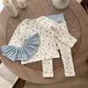 Pyjama bébé milancel ensemble pour les filles pour les filles du sommeil Portez des hauts floraux et un pantalon de taille haute avec un dossier solide 3pcs sets 240418