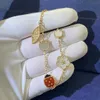 Bracelet de haut niveau standard Bracelet de fleur de fleur argent pur avec une betterave d'or 18K chanceuse avec Vnain commun