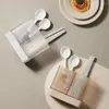 Küchenspeicher Stäbchen mit käfigwandmontiertem Abfluss transparenter Klebstoff Anti-Rutsch Zwei Fach abnehmbare Basislöffel Tabelle