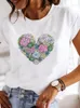 Massive a maniche corte Ladies Fashion Female Graphic Tee Women Love Heart WaterColor Sweet Stampa Estate Tshirts 240417