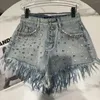 Kvinnors shorts denim glänsande strass fulla diamanter burrs kant breda ben super korta jeans 2024 sommar mode 11xx3737