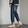 Pantaloni affusolati per jeans maschili con tasche man pantaloni da cowboy lavoro indossare oversize lunghe grandi dimensioni di cotone emo di alta qualità