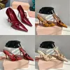 Ontwerper Miui Sling High Heel Dames Luxe True Belt Buckle High Heel Sandals Fashion Cat Heel Buckle Pointed Classic Sandals Party Shoes Designer schoenen