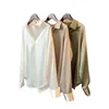 Blouses pour femmes Volalo Silk coréen Bureen Bureaux Blouse de chemise élégante Bouton Fashion Bouton Up Satin Vintage White Long Man Manses à manches longues Tops