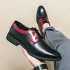 Chaussures décontractées Male Business Robe Shoe Couleur personnalisée Couleur correspondant 2024 CHARMIN Classic Oxfords