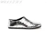Sapatos casuais Tabi Couro de couro prateado plana feminina de dedão rasa rasa molhos artesanais espelhados 2024 estilo