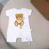 Summ Baby Girl Romper Śliczna kreskówka Niedźwiedź Niedźwiedź Luksusowy projektant Rompers Pure Cotton Newborn Baby Jops for Girl
