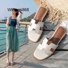 Strona główna Oran Paris Kaptury Women L Kapta Women Women Setek Letnia Moda Fashion Flat Bottom 2024 Nowe turystyczne buty plażowe One Word 43 Duże chłodne kapcie