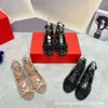 Zapatos de diseñador alto tacón de valentyno 2024 bombas vlogoo calidad de alta gama nueva cabeza redonda remacha agua diamante diamante de fondo plano ballet soltero