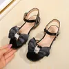 Mädchen Prinzessin Sandalen Sommer Kinder Low Heels Fashion Party Kleid Strand Schuhe Outdoor Kausal Sandalen Kinder weiche Sohle mit Bogen 240417