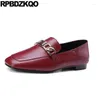 Casual schoenen rode wijn muilezels Loafers retro vierkant teen vrouwen echte lederen zwarte slippers ketting flats ontwerper China hoogwaardige metaal