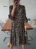 Vestidos de festa Primavera Mulheres Vestam Longe Leopard Impressão Média Casual Casual Ladies