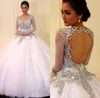 2019 Robes de robe de balle bon marché Quinceanera vneck tulle pour manches longues sans dos perles appliques robes de soirée8728274