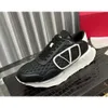 New Casual Sneakers 2024 Stud Trainer Vlogoo Spring Shoes High End Breathable Leather Thick Sole Mens Fashion Designer Sports Valentyno IKTZ