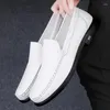 Casual schoenen waerta echte lederen mannen schoenen glip op kantoor man formele bruiloft feestjurk adem rijden luie loafers