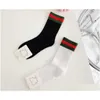 Mens Socks Luxury Designer Cotton For Men Women Red Green Letter Embroidery Black White Breathable Middle Tube Sock 2Pairs/Lot Drop De Otsri