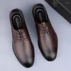 Scarpe casual marchio elegante maschio oxfords genuine in pelle uomini affari allacciati di lusso classico