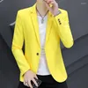 Herrenanzüge kleine Anzug Jacke Männer Koreanische Version Slim gutaussehende Teenager Feste Farbe Hemd vier Jahreszeiten Jugendtrend Mode