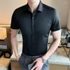 Camisas de vestido masculinas camisa de manga curta de verão de verão, versão coreana de negócios casual masculino mano e bonito moda de cor sólida tops