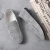 Casual schoenen Drop mannen sneakers mannelijke herentenis luxe rijden mode loafers flats voor