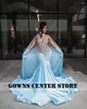 Partykleider Sky Blue Samt Sliver Crystal Perlen -Abschlussball für 2024 Luxusdesigner mit Cape Mermaid Black Girls maßgeschneidert