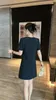 Little Black Robe 2024 Summer New Western Round Neck Office Worker A-Line Jirt Age Robe réductrice pour les femmes