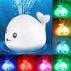 Baby Bath Toys Kids Shower Charges avec des lumières et de l'eau Spray Whale Toy Water Reaction Flash Baby Salle Bath Bath Bath Bath Toy comme cadeau