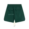 Rhude Basketball Mens Fashion Beach Short Ranuping Pants Sports Fiess Shorts夏のカジュアル用途の多いQuick DryingBoosable Mesh Boardshortsジム