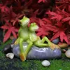 Décorations de jardin Sweet Frog Couple Statue Cartonnière Figurines Réalistes Résine Fabriquée à la main Sculpture extérieure