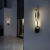 مصباح الجدار تصميم موجة الضوء المنزل غرفة نوم الدرج درج مركبة LED أسود شل أبيض