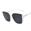 2024 Cat Eye Women Sunglasses Vintage Designer Fashion Black Sun Glasses Big Rame Cool Sexy Sexy Sexy Sexy 240424