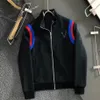 Mens DesignNew Mens TrackSuits moda marka Mężczyzna garnitur wiosenny jesień męski dwuczęściowy garnitury w stylu sportowym