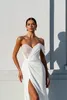 Einfache Meerjungfrau Hochzeitskleid für Frauen Pailletten Schatz Brautkleid ärmellose Einschuldrock Rock Sweep Zug Split Vestidos de Novias 2024
