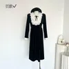 Sukienki swobodne francuski styl hepburnowy retro czarny aksamitne dno sukienki Kobiety jesienne zima koronka
