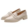 Casa -Schuhe kurze Stil spitzer Zeh kleine Leder Frau Obdach Slids Dicke Bottom Brogues Mules weibliche Espadrilles Flats 2024