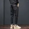남자 청바지 바지 남자 카우보이 바지 검은 색 주머니와 검은 색 자르기 스트레이트 2024 패션 한국 스타일 코튼 클래식 세련