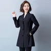 Trench Coats Femme Femelle de grande taille 8xl Femelle 2024 Spring Automne Veste de brise-vent Long Fat MM Tempérament de mode de mode Tops