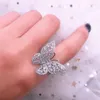 Z bocznymi kamieniami duże pierścionki motyli dla kobiet Cubic Criconia Crystal Srebrny pierścień