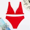 Swimwaies pour femmes Sexy V-Neck Bikini Triangle Swimsuit Thong Hook Back Y2k Trend Vacation Maillots de bain Two Piece Femmes Femmes Bathing
