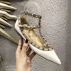 Federpumpen Designer Valentyno T-Form High 2024 Ferse Stud Womens Schuhe Vlogoo V Ninget Eins spitz flacher Leder flacher Ring Biae