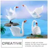 Décorations de jardin 8pcs Swan Figurine Mini Statue Cupcake Toppers Car Tableau de bord