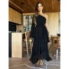 Party Dresses 2024 Solid Women's One-Shulder Dress Sexig Lady Long kjol Slit Ruffled Tassel Swing Halter dragkväll kväll