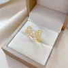 Anéis de casamento Luz de luxo Butterfly Zircon Ring com abertura ajustável e anel de casal japonês de calça simples e simples