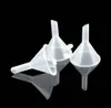 1pc Mini Transparent petit entonnoir PP Plastic Fondnel Perfume Lotion Cosmetic Packaging Kitchen Auxiliary Tool De nombreuses couleurs sont disponibles 9219947