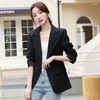 Damespakken 2024 vrouwen herfst lange mouw blazer mode casual revers nek solide werk elegante dames ol dunne jassen jassen jassen